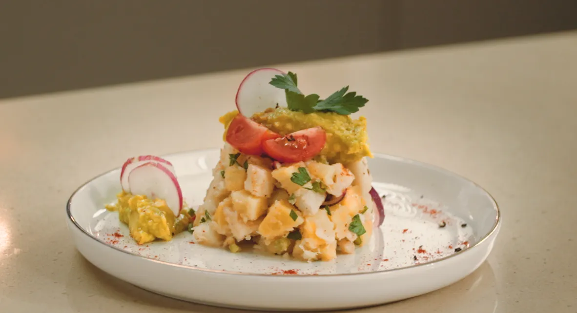 Salade de légumes pays & écrasé d’avocat